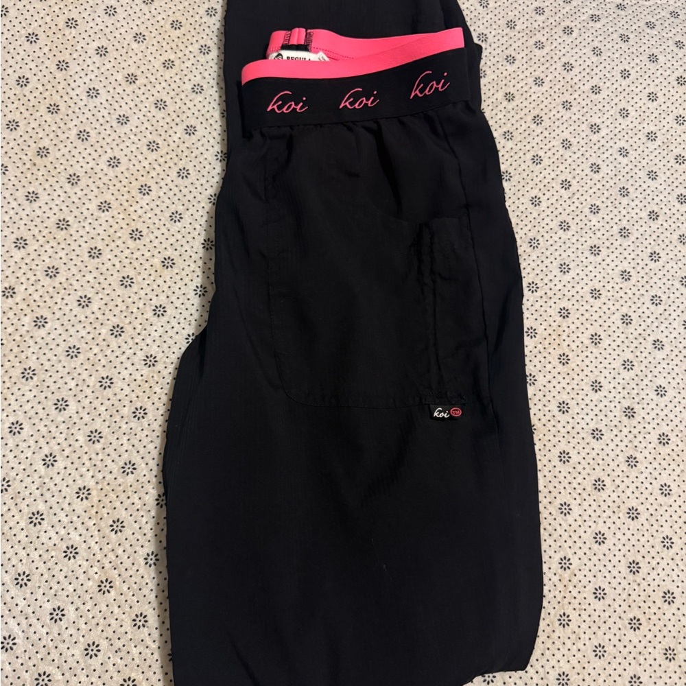 Koi Scrub Women’s Bottoms